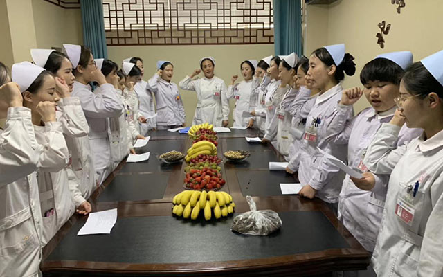 【5.12护士节】乐投在线,乐投在线（中国）举办茶话会白衣天使受表彰(图2)